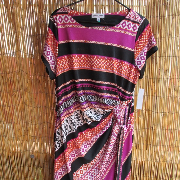 Shelby & Palmer Dresses & Skirts - NWT Shelby & Palmer Tie Dress With Rouching 1X